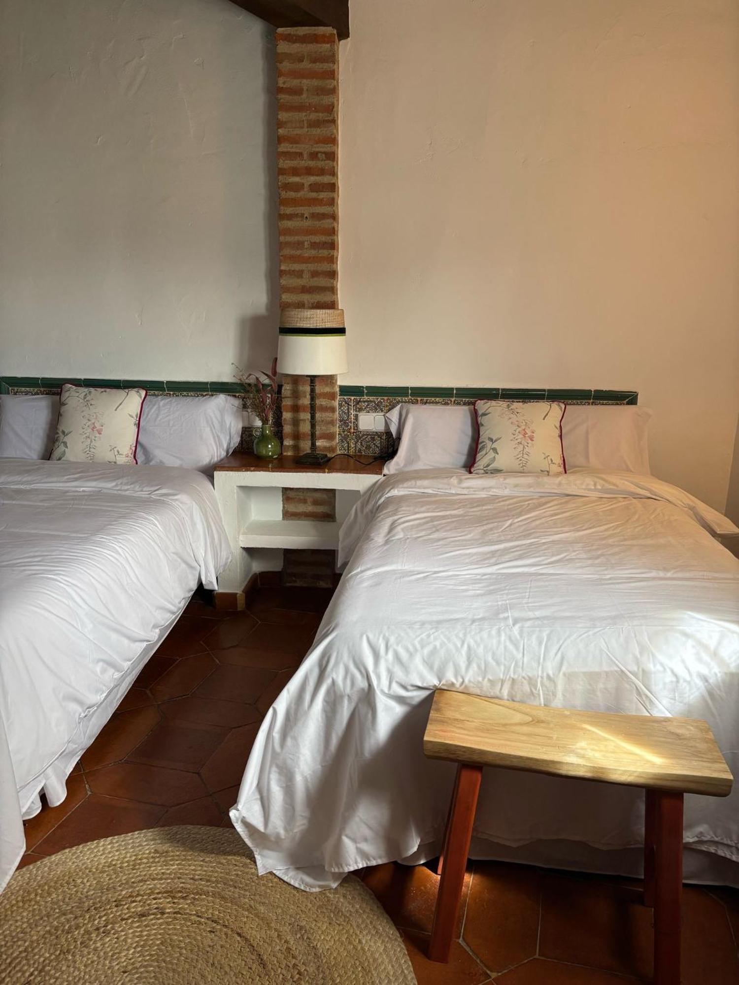 Alojamiento Turistico- Agroturismo Dehesa La Pared Chillon Luaran gambar